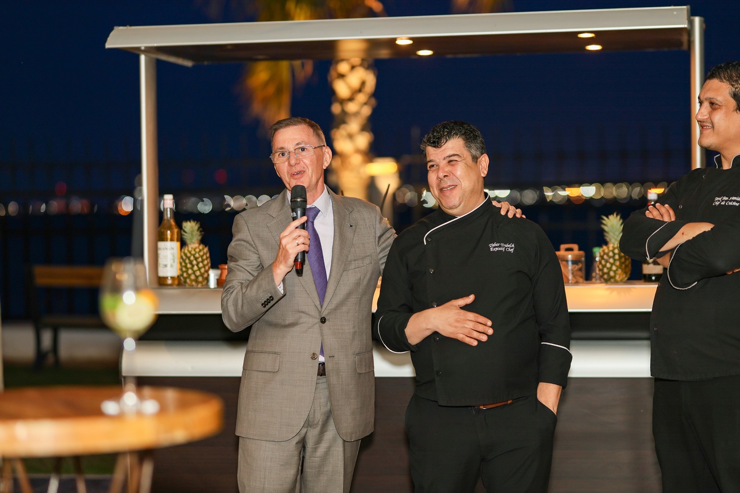MOOJ et Mövenpick Hôtel du Lac Tunis