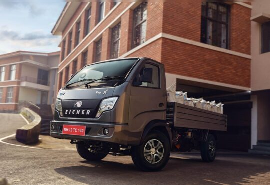 Camion Eicher Loukil