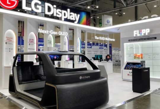 LG OLED FLiPP